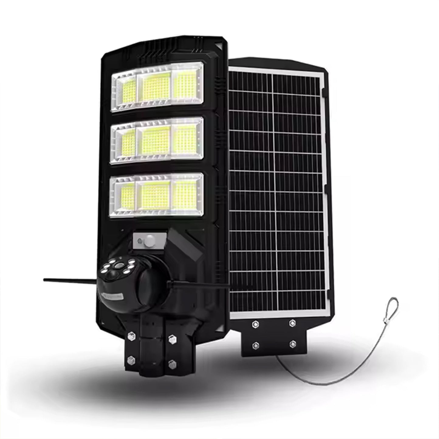 Offer of two Wi-Fi security cameras with a powerful spotlight and a solar power unit.