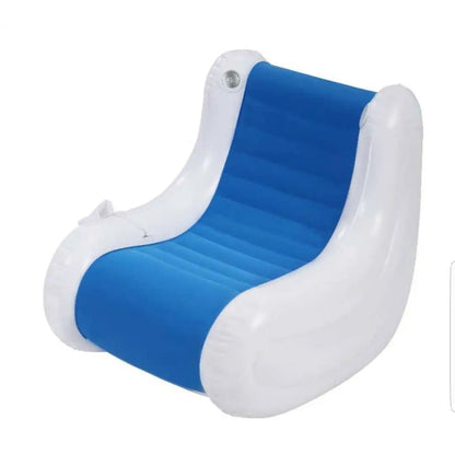 Relaxing chair with built-in speaker